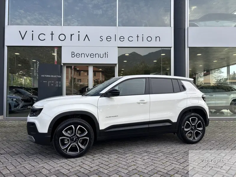 Jeep Avenger nuova a Brescia