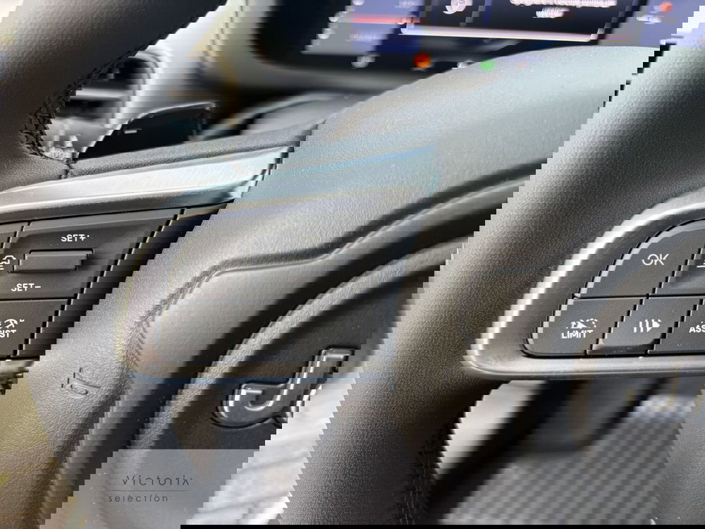 Jeep Avenger nuova a Brescia (7)