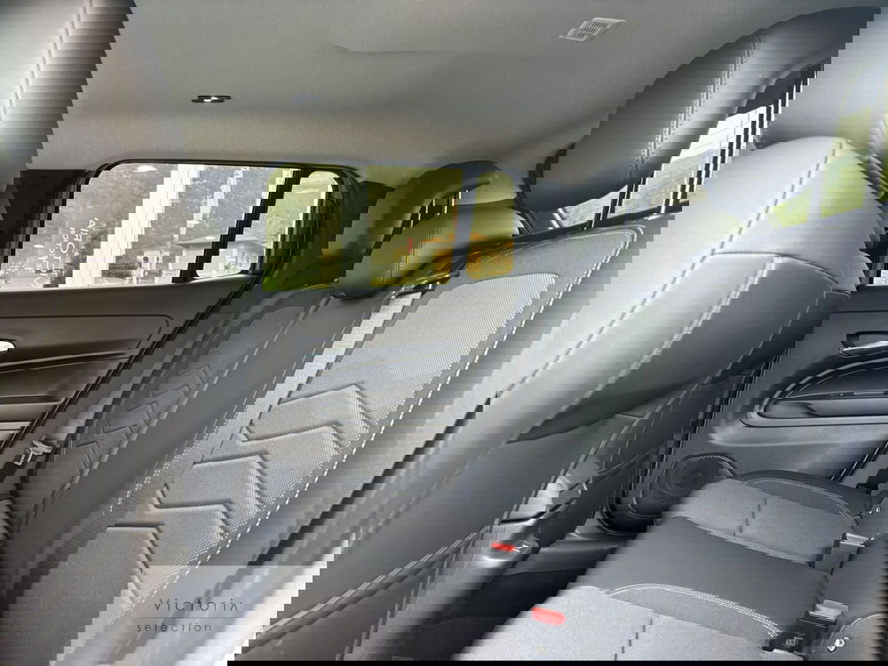 Jeep Avenger nuova a Brescia (6)