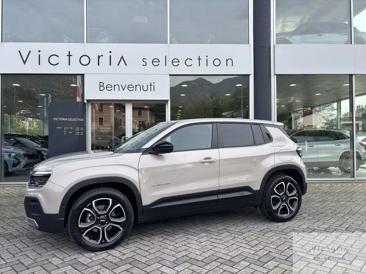 Jeep Avenger nuova a Brescia