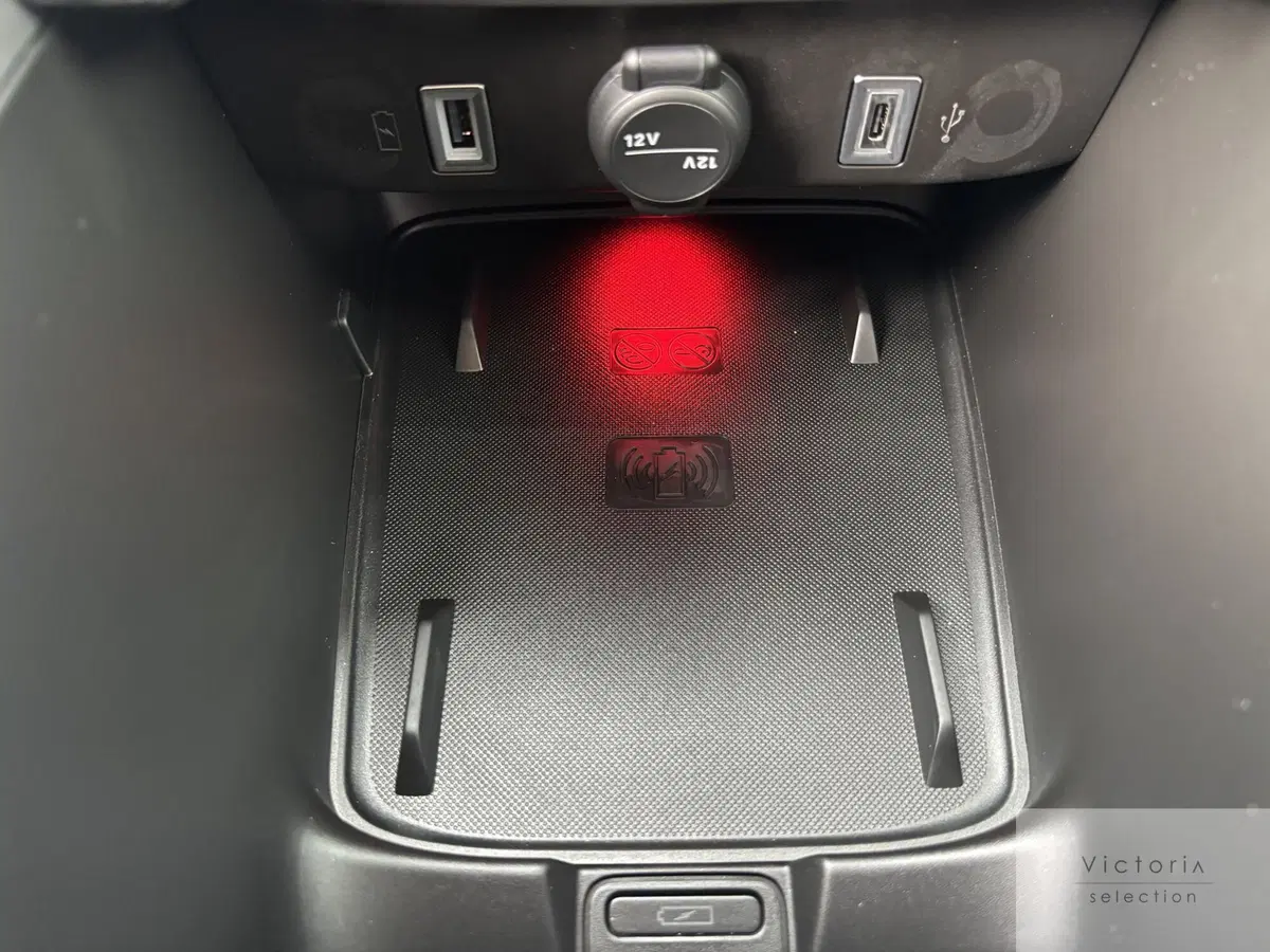 Jeep Avenger nuova a Brescia (11)