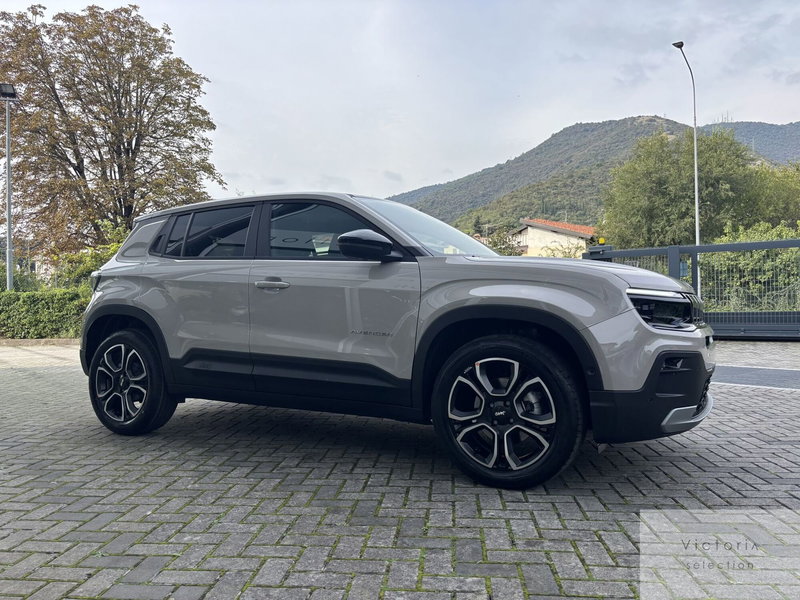 Jeep Avenger nuova a Brescia (3)