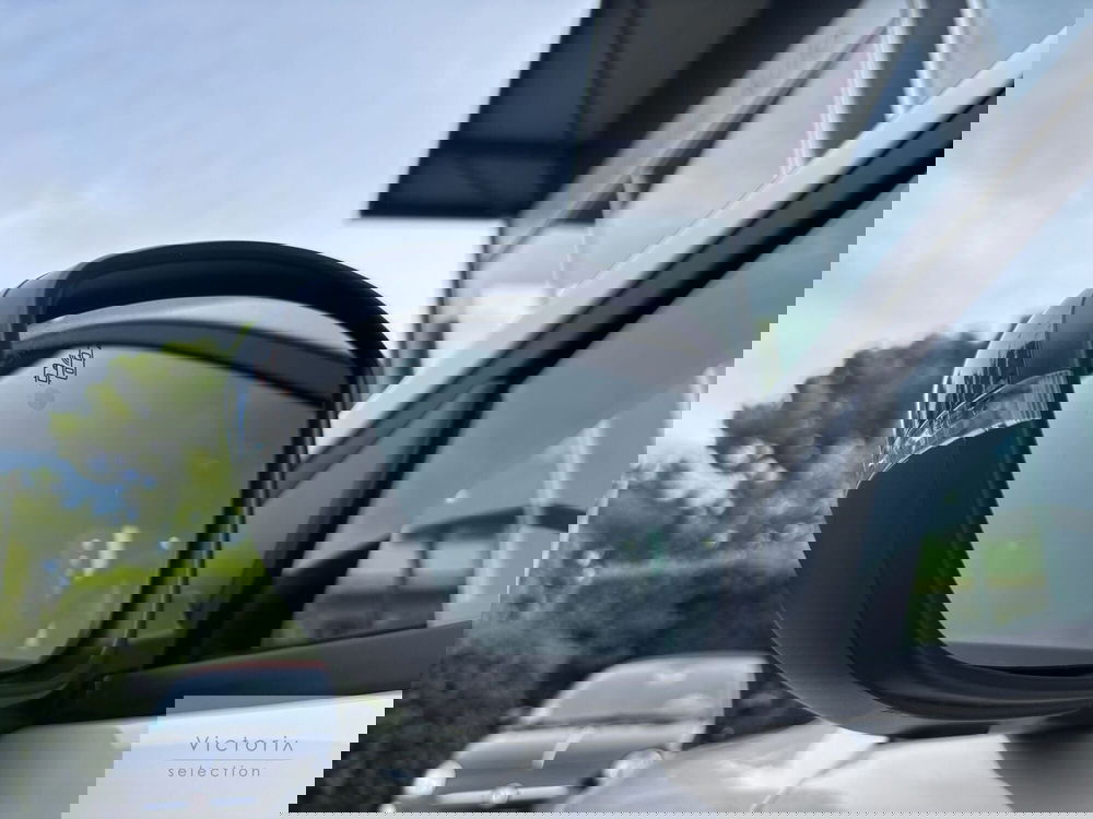 Jeep Avenger nuova a Brescia (4)