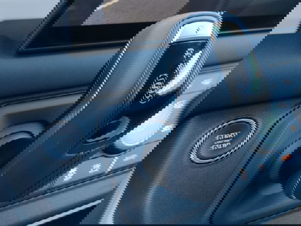 Land Rover Defender usata a Milano (13)