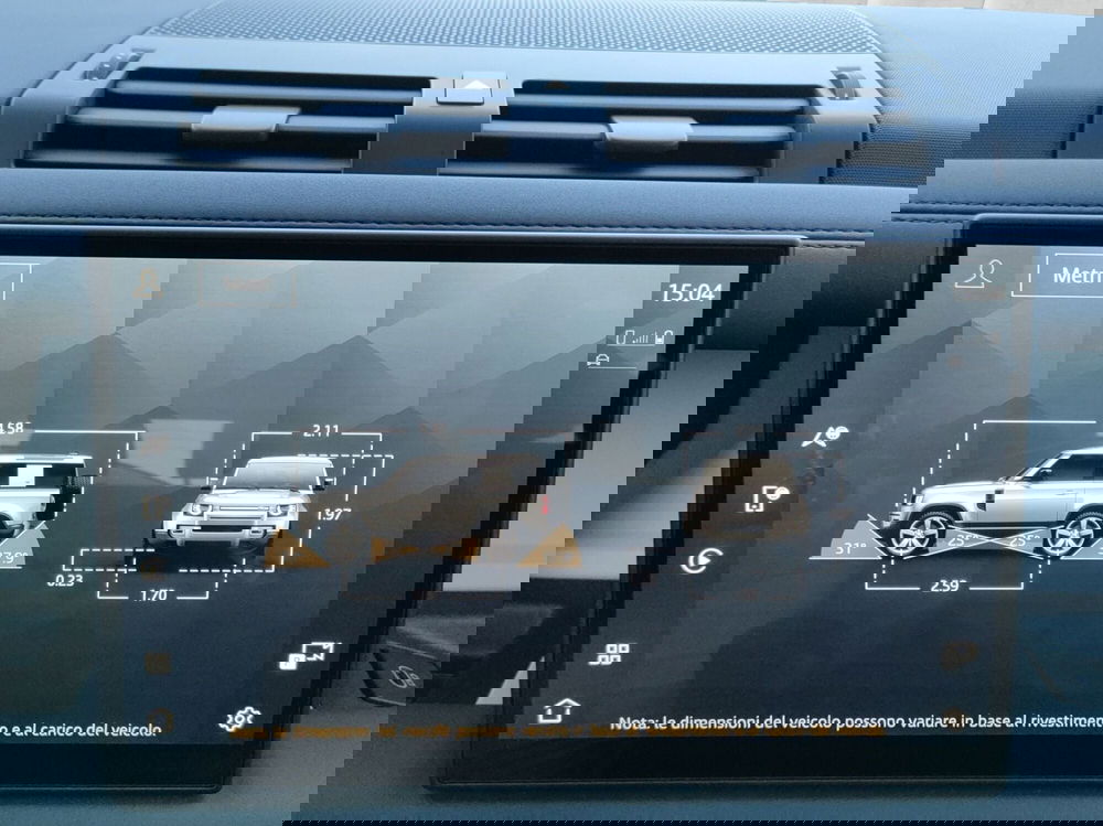 Land Rover Defender usata a Milano (19)