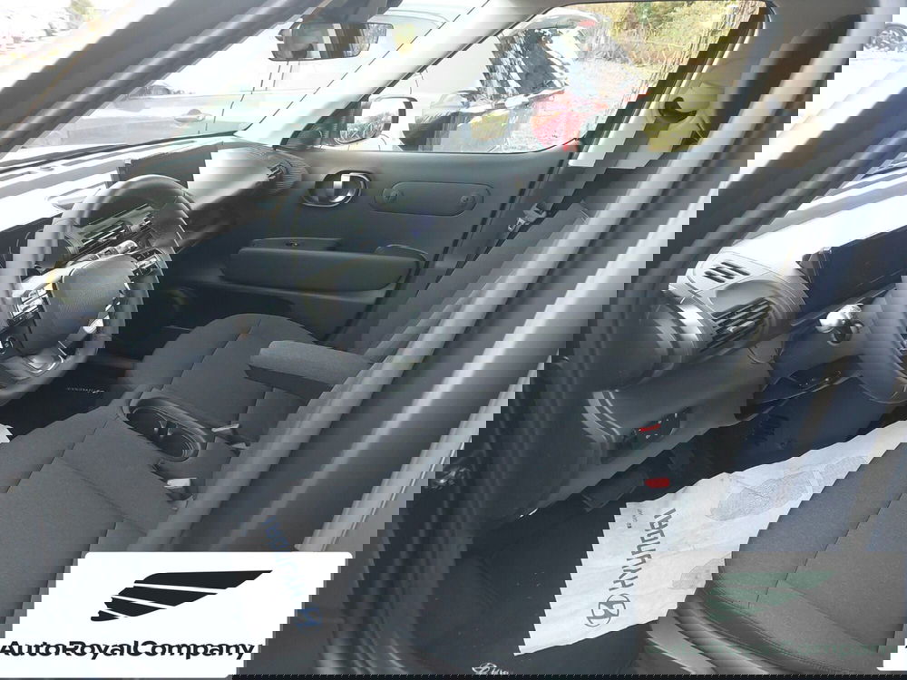 Hyundai Inster nuova a Roma (7)