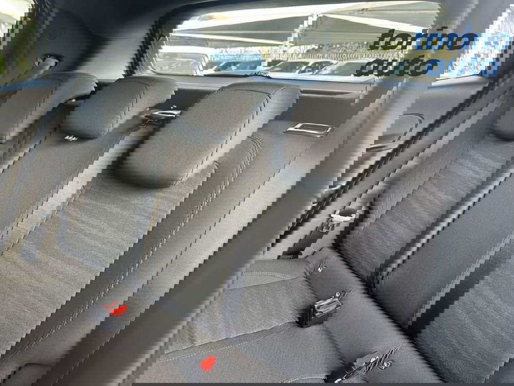 Jeep Avenger nuova a Torino (12)