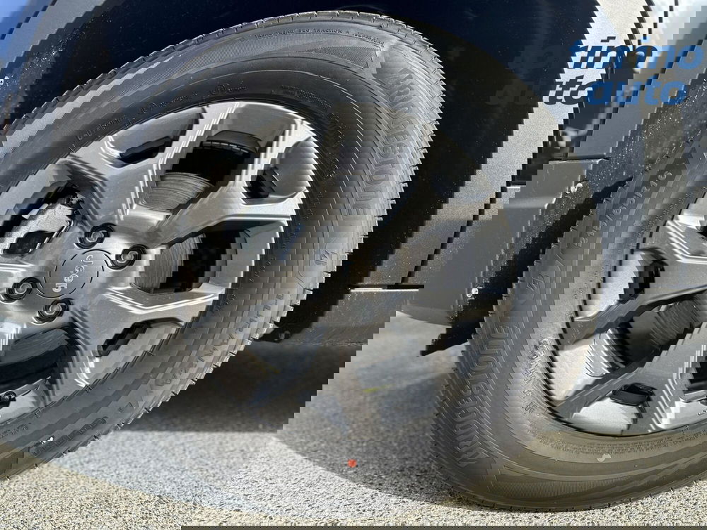 Jeep Avenger nuova a Torino (9)