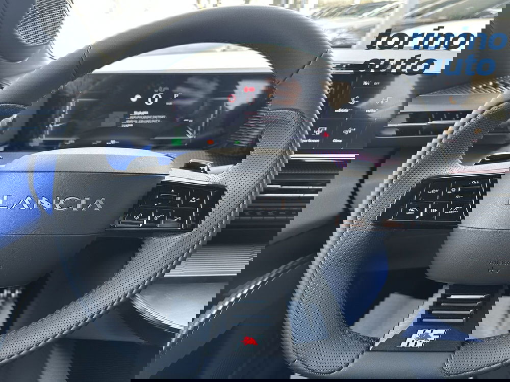 Lancia Ypsilon nuova a Torino (17)