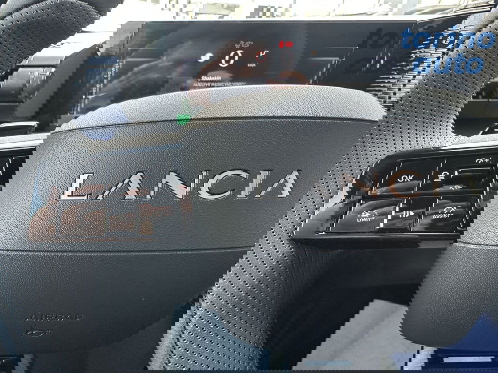 Lancia Ypsilon nuova a Torino (18)