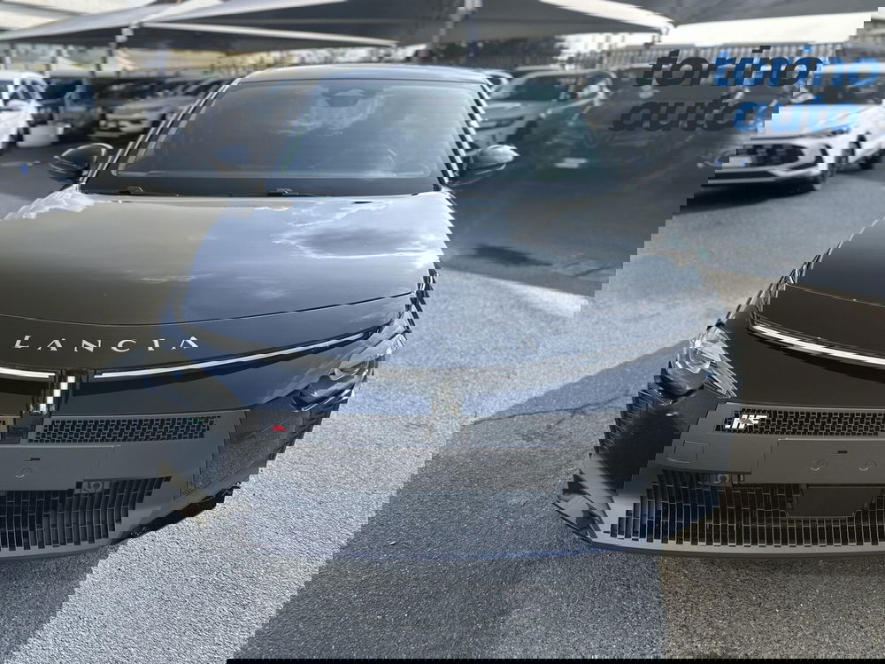 Lancia Ypsilon nuova a Torino (2)