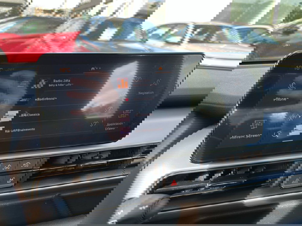 Jeep Avenger nuova a Roma (16)