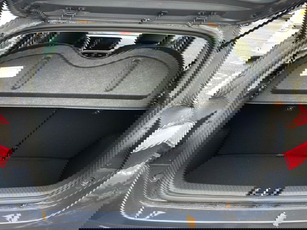 Hyundai i10 nuova a Roma (10)