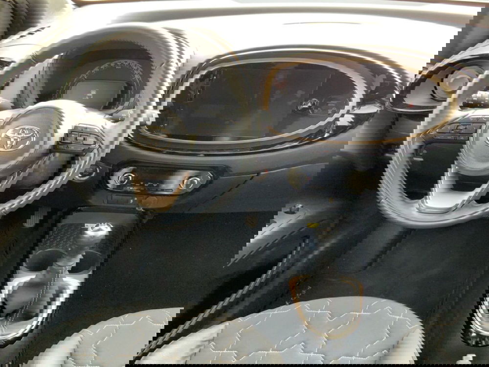 Toyota Aygo X usata a Reggio Calabria (8)