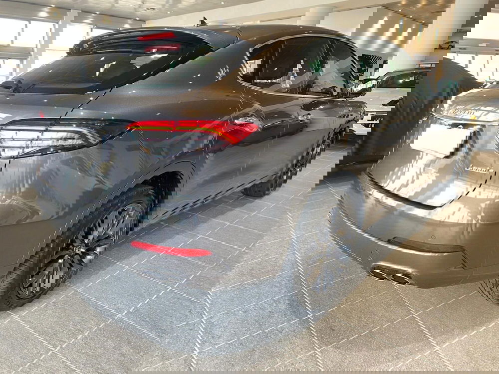 Maserati Levante usata a Firenze (6)