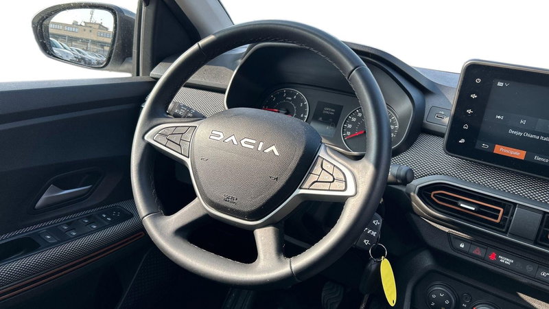 Dacia Sandero usata a Padova (7)