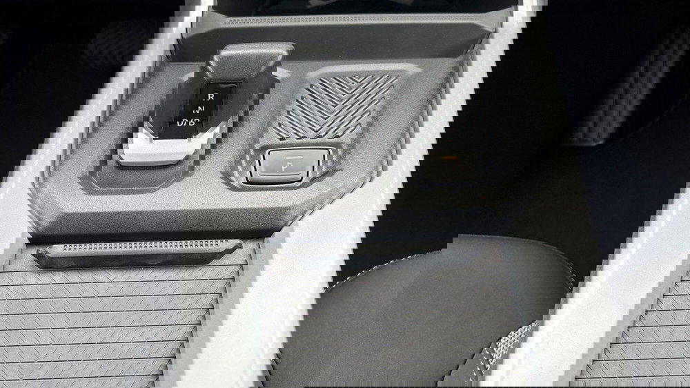 Dacia Bigster nuova a Padova (13)