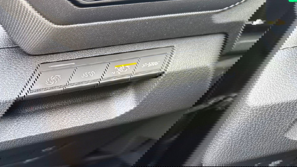 Dacia Bigster nuova a Padova (15)