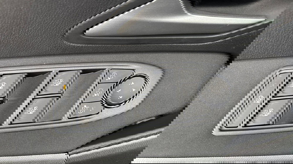 Dacia Bigster nuova a Padova (17)