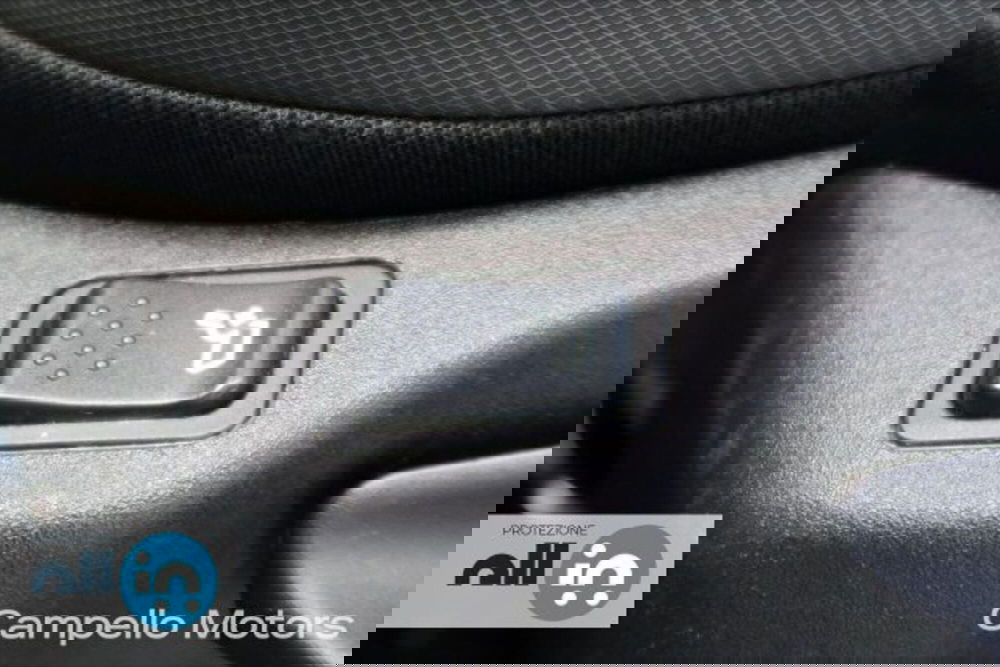 Jeep Renegade usata a Venezia (17)