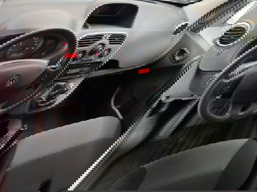 Renault Kangoo usata a Roma (12)