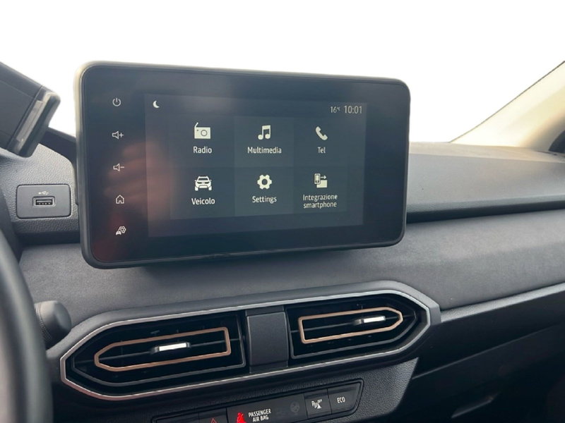 Dacia Jogger usata a Roma (17)