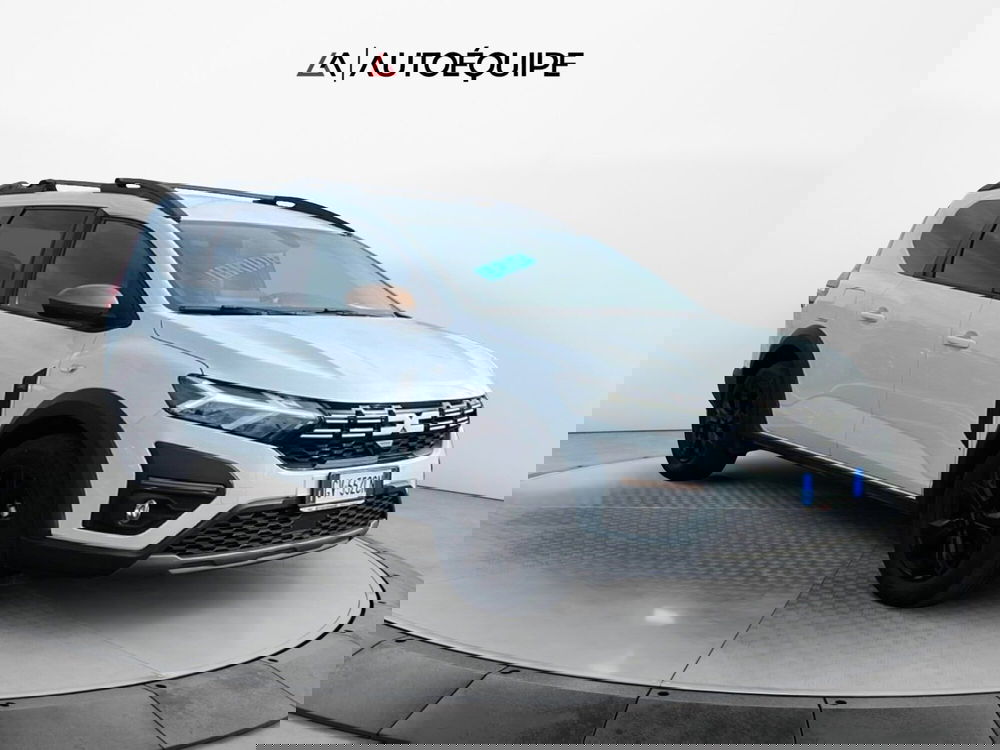 Dacia Jogger usata a Roma (7)