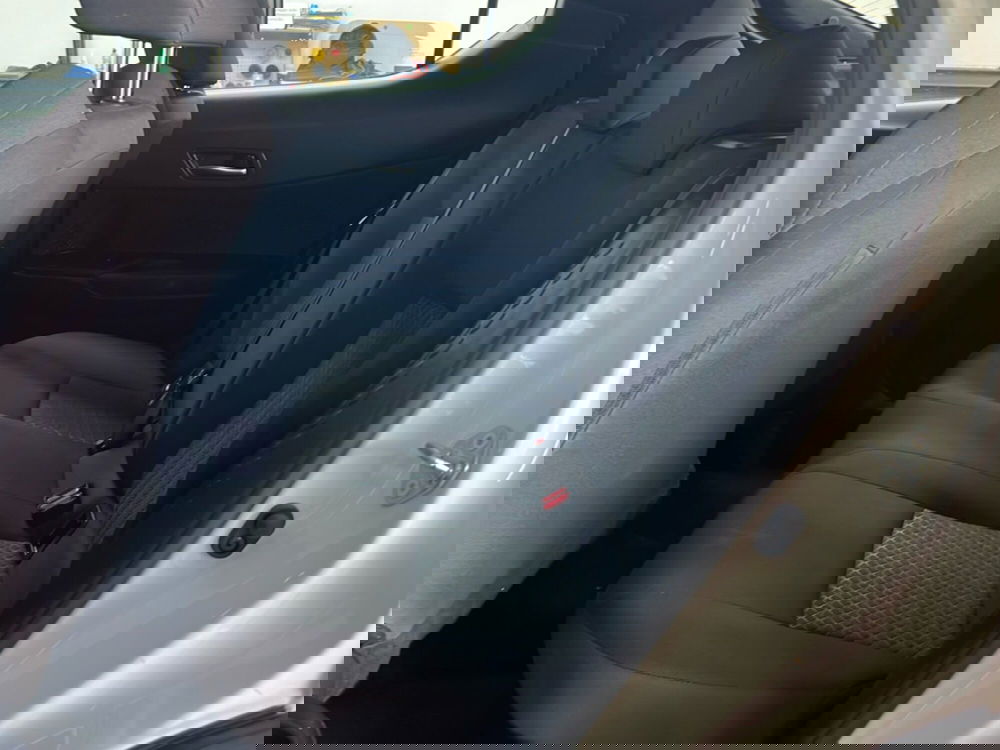 Toyota Toyota C-HR usata a Roma (11)