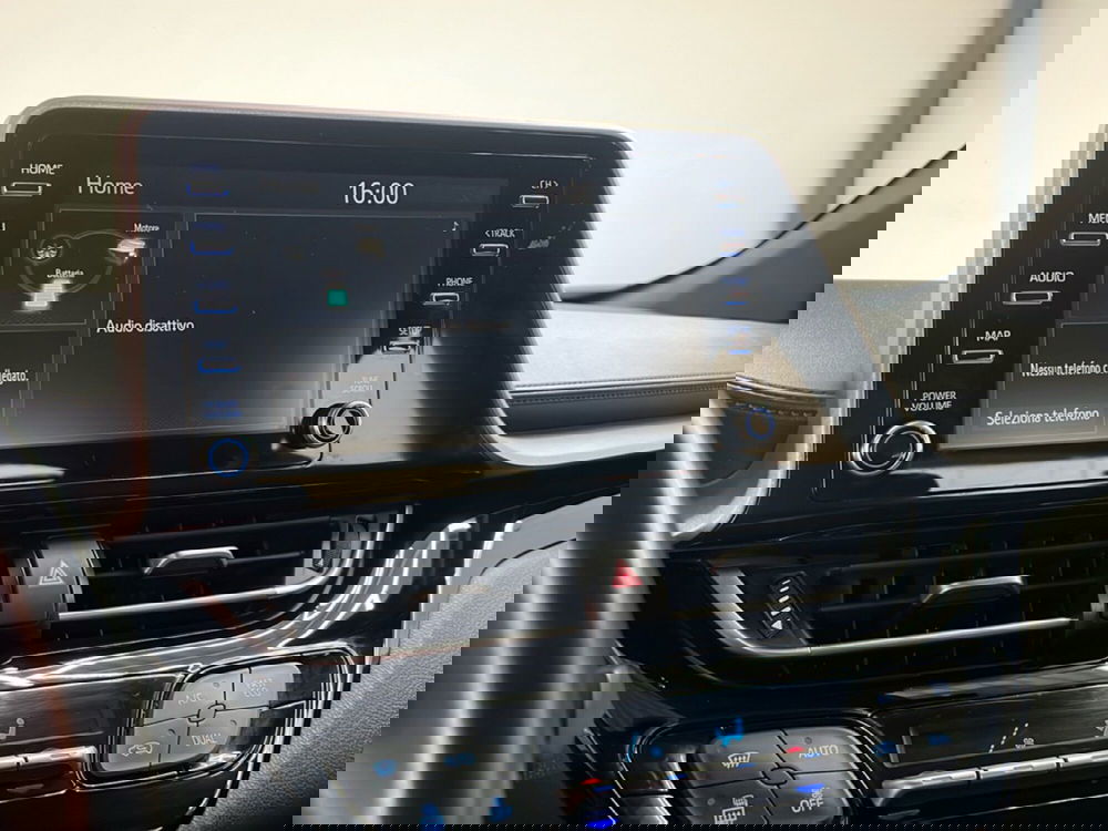 Toyota Toyota C-HR usata a Roma (17)