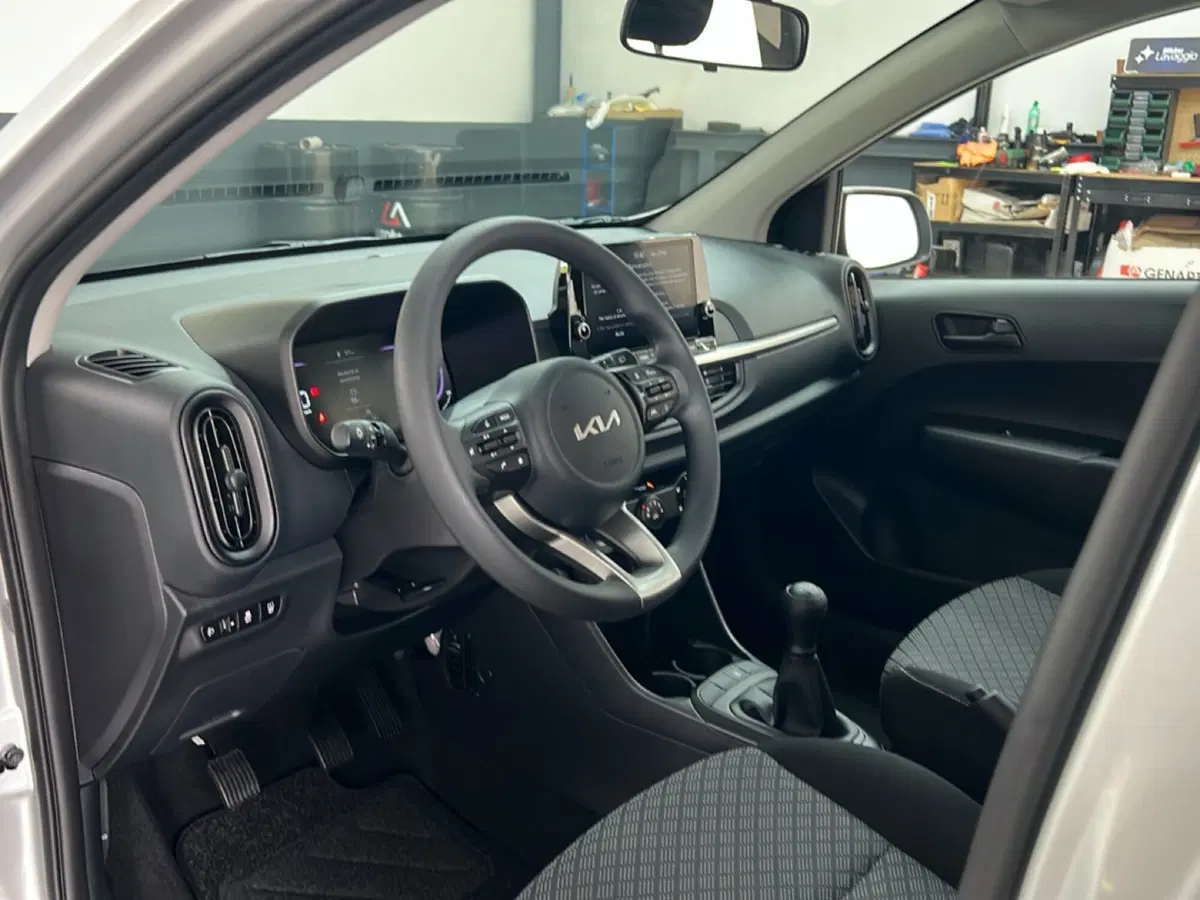 Kia Picanto nuova a Roma (15)