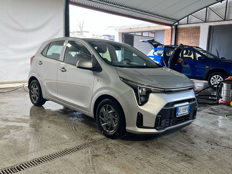 Kia Picanto nuova a Roma (7)