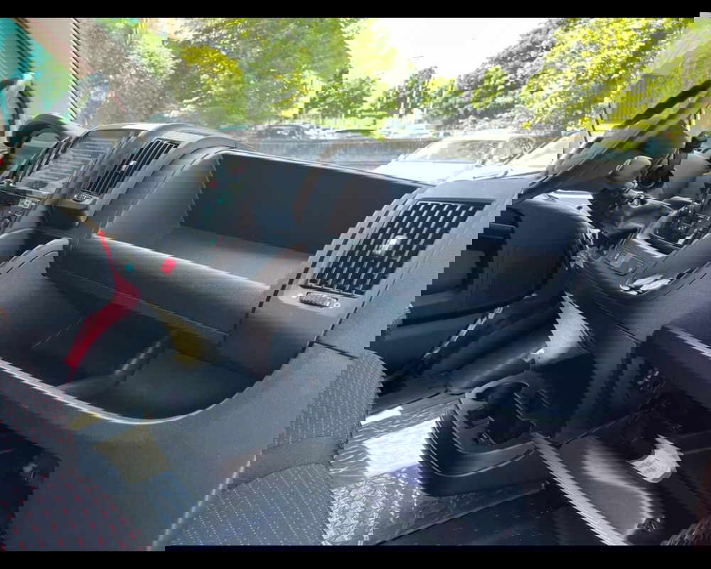 Peugeot Boxer nuova a Alessandria (13)