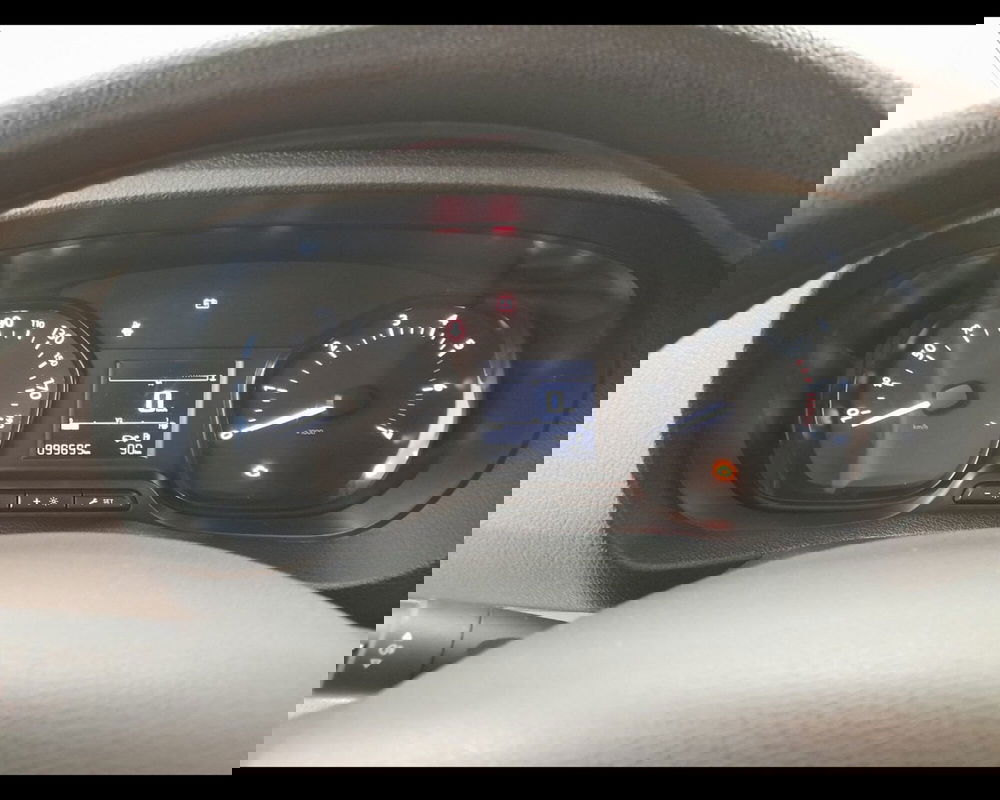 Opel Vivaro Furgone usata a Alessandria (7)