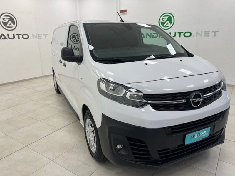 Opel Vivaro Furgone usata a Alessandria (13)