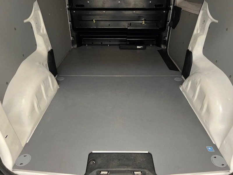 Opel Vivaro Furgone usata a Alessandria (18)