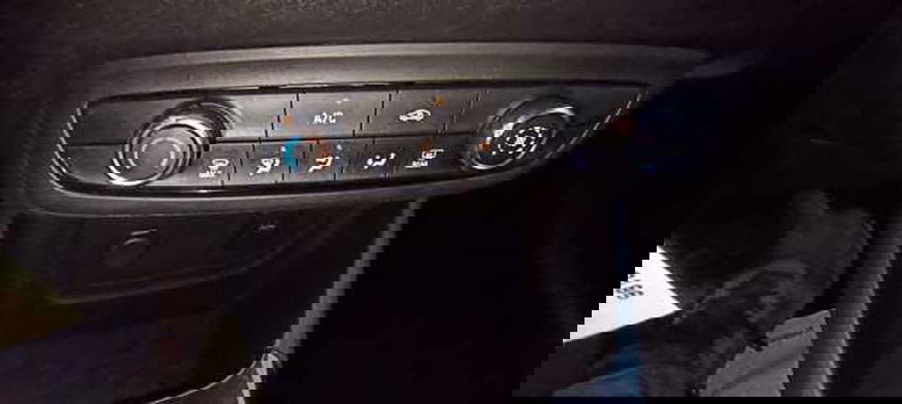 Opel Crossland X usata a Viterbo (12)