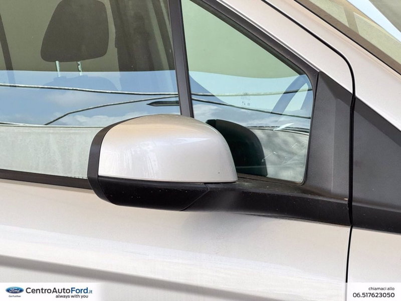 Ford Tourneo Connect usata a Roma (14)