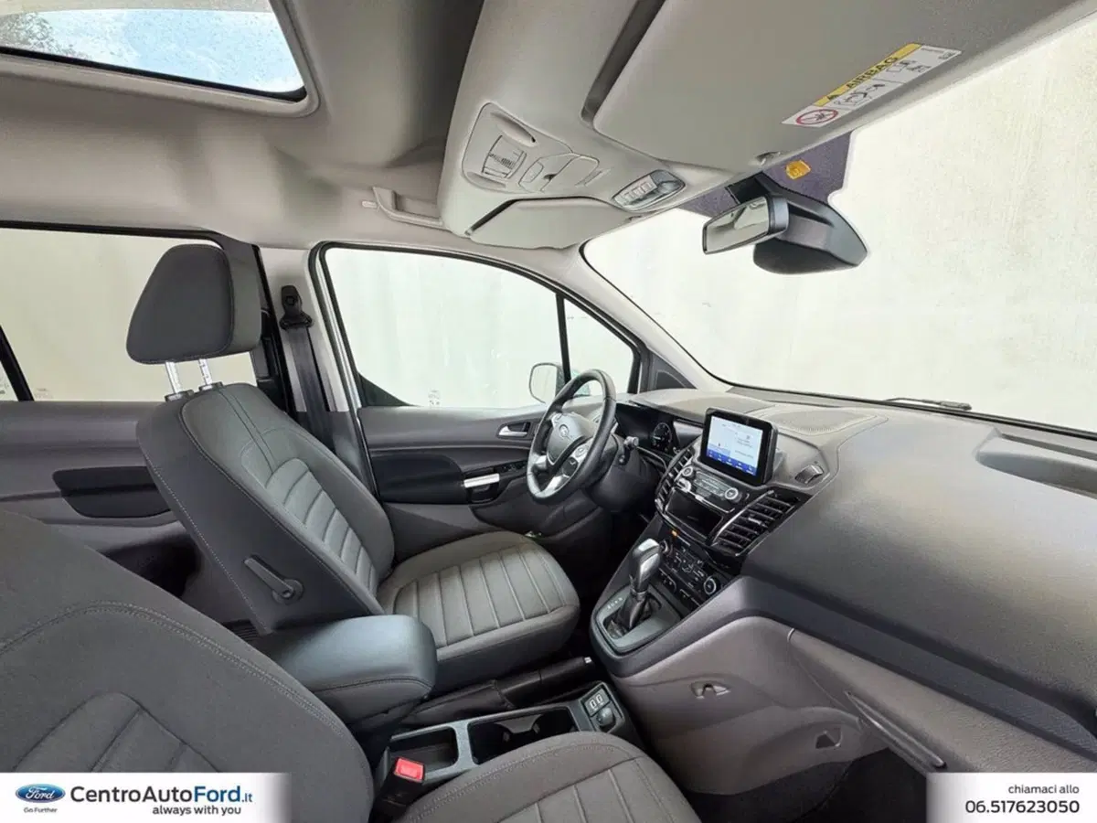 Ford Tourneo Connect usata a Roma (6)