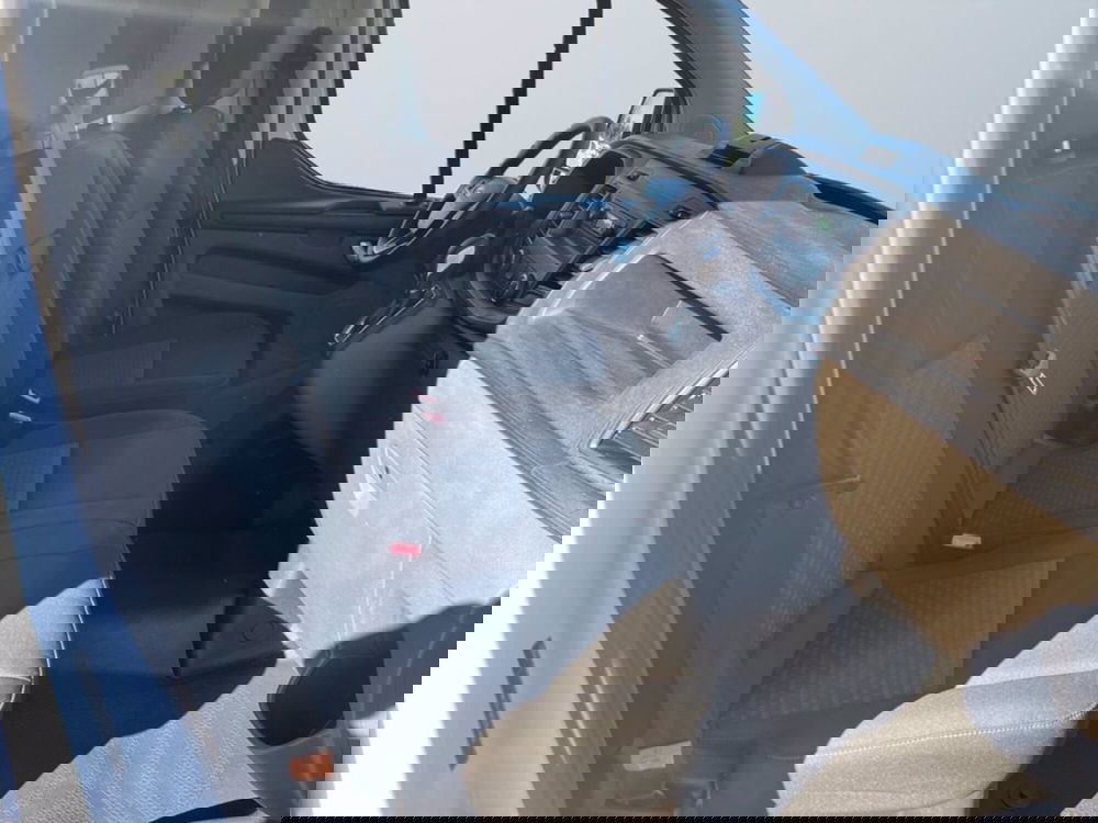 Ford Transit Custom Furgone usata a Milano (10)