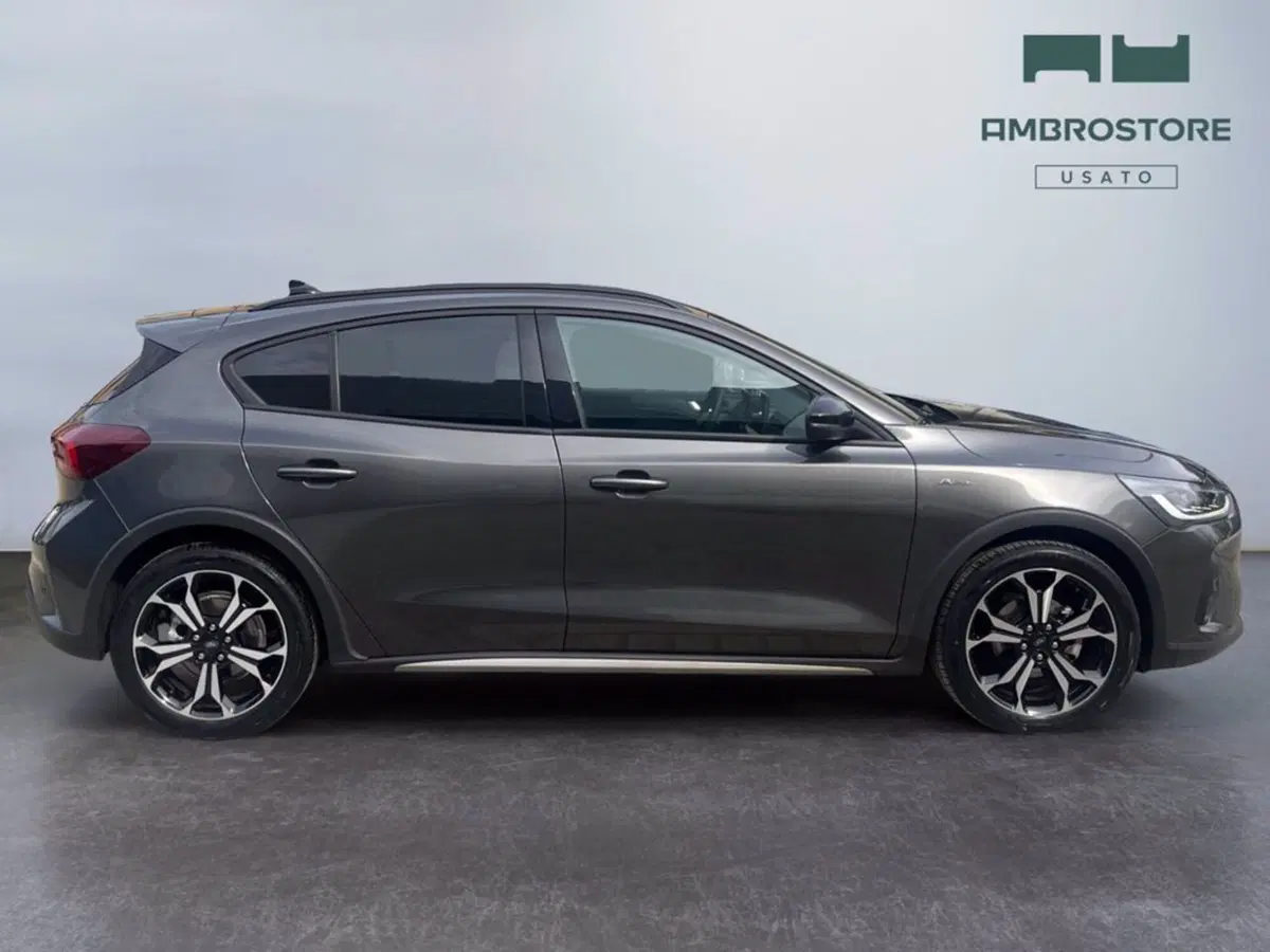 Ford Focus Station Wagon usata a Milano (6)
