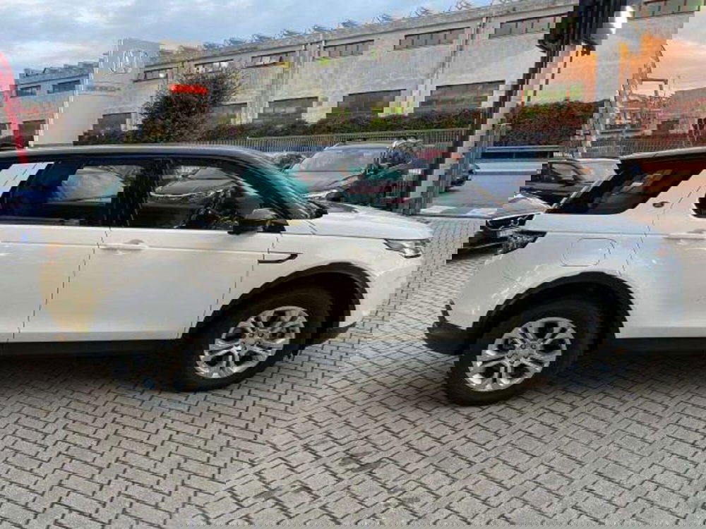 Land Rover Discovery Sport usata a Savona (3)