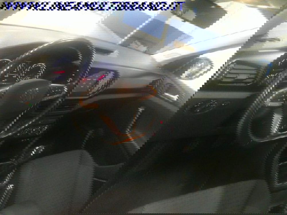 Volkswagen T-Cross usata a Piacenza (16)