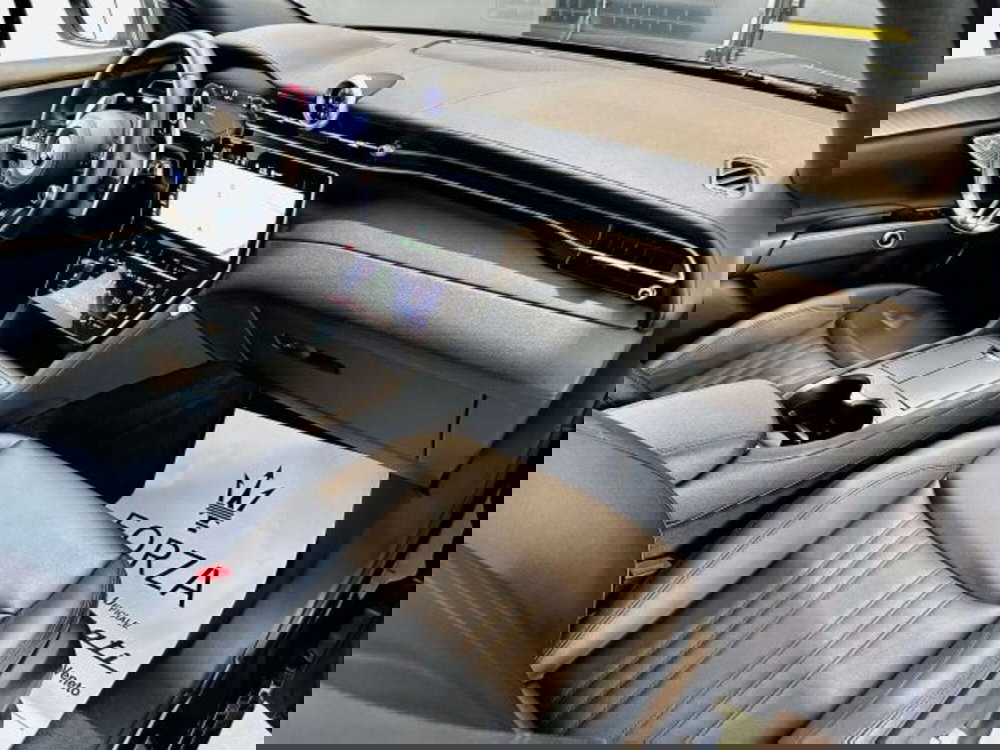 Maserati Grecale usata a Torino (12)