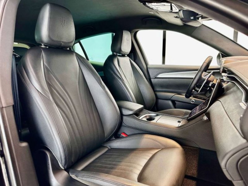 Maserati Grecale usata a Torino (11)