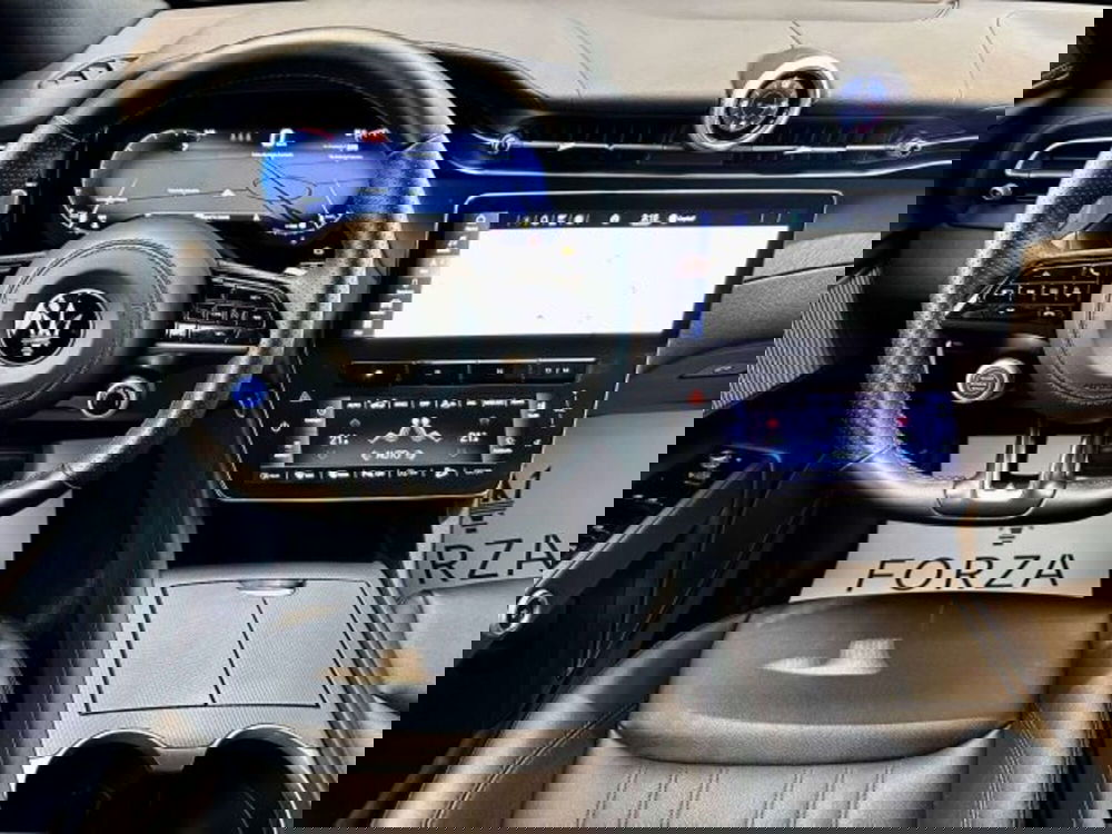 Maserati Grecale usata a Torino (14)