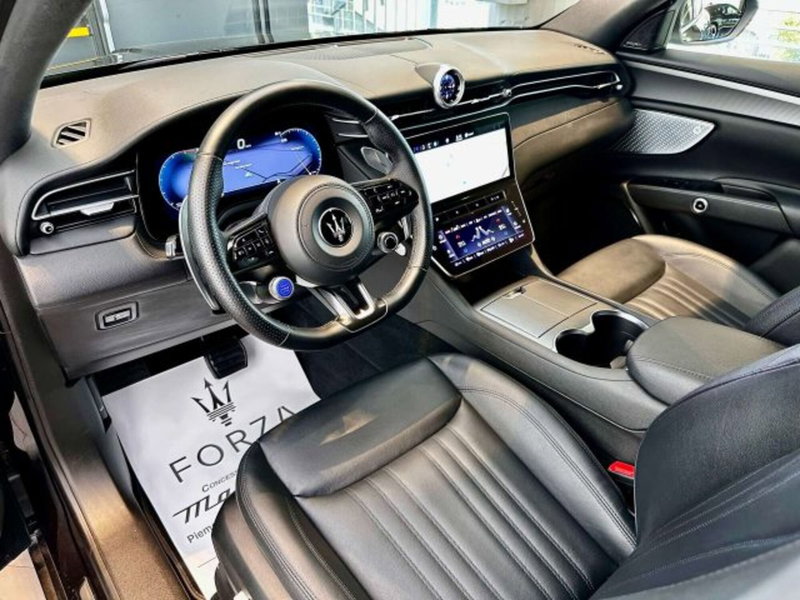 Maserati Grecale usata a Torino (9)