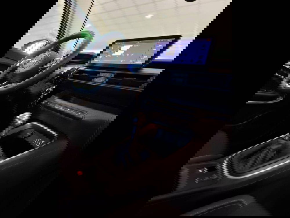 Jeep Avenger usata a Torino (11)