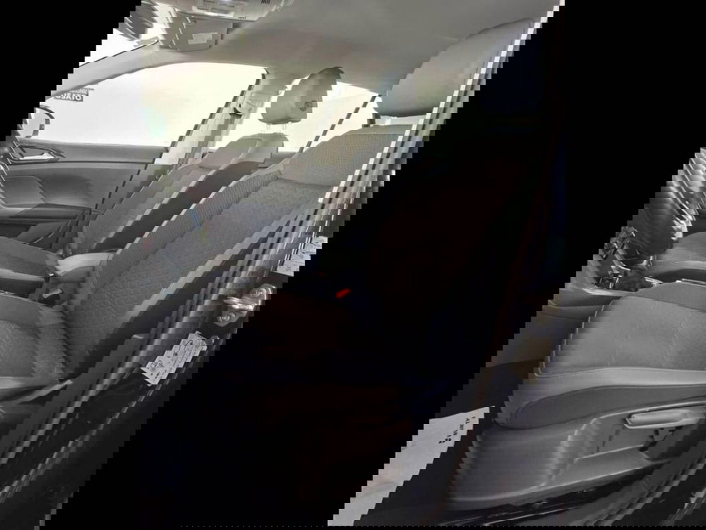 Volkswagen T-Cross usata a Torino (13)