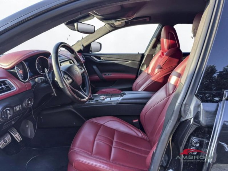 Maserati Ghibli usata a Perugia (10)