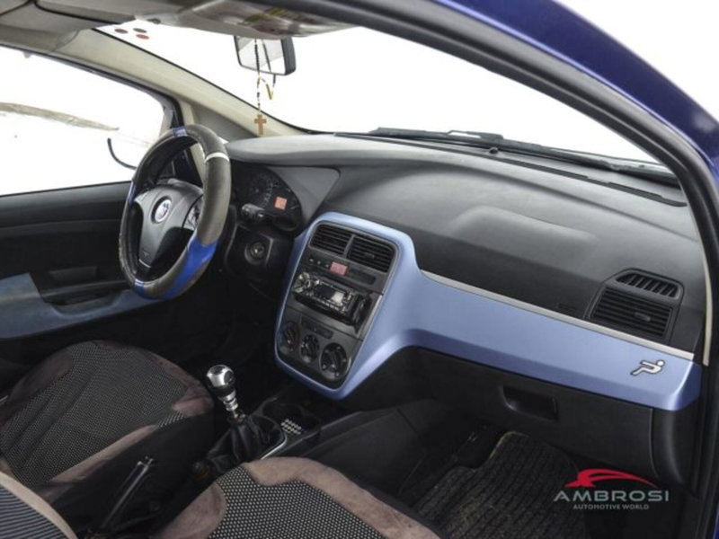 Fiat Grande Punto usata a Perugia (12)